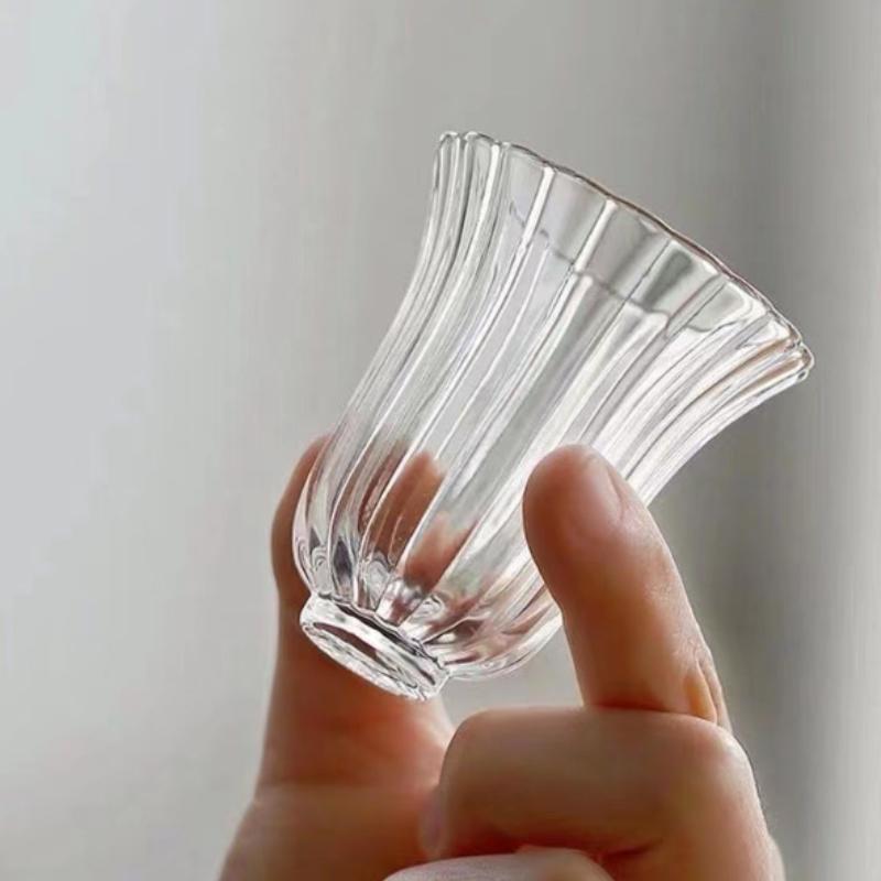 Japanese Tea - Cangkir Teh Kaca Desain Bunga Jepang